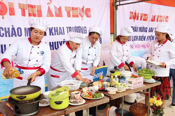 [Photo] Hội thi ẩm thực chào mừng khai trương mùa du  lịch biển Kỳ Xuân năm 2018.