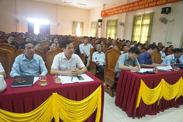 “ Hâm nóng” tinh thần, trách nhiệm của cán bộ từ xã, thôn, xóm đến tổ tự quản dân cư ngay tại các cuộc giao ban nông thôn mới thứ 7.