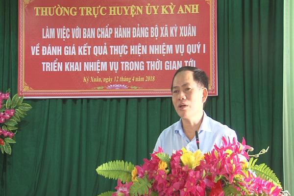 Thường trực Huyện ủy Kỳ Anh: Làm việc với Ban Chấp hành Đảng bộ xã Kỳ Xuân.