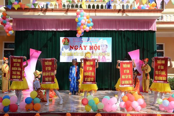 [Photo] ngày hội “ Đội Thiếu niên Tiền phong Hồ Chí Minh của chúng em” ở trường Trung học cơ sở Kỳ Tân.