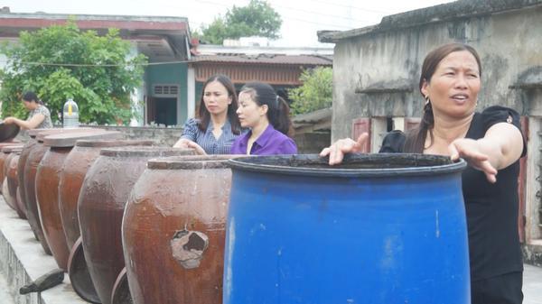 Chị Hòa đi lên từ làng nghề truyền thống.