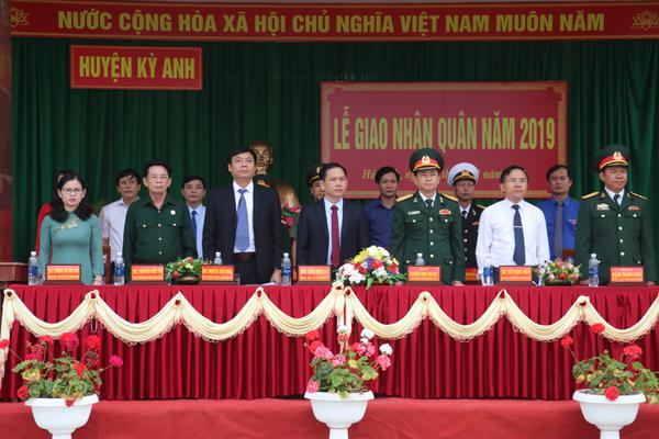 Tuổi trẻ huyện Kỳ Anh háo hức lên đường tòng quân năm 2019