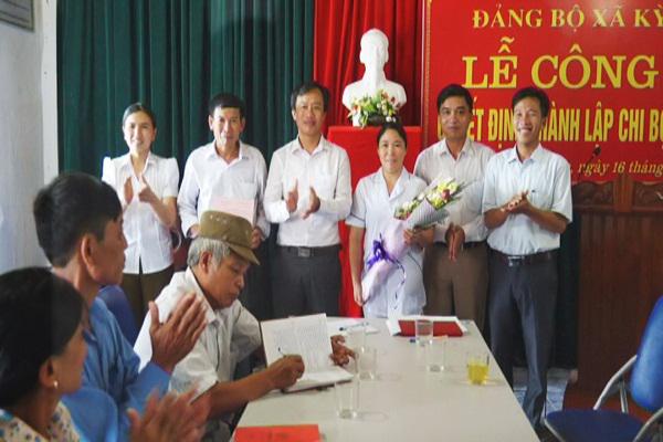 Đảng bộ xã Kỳ Văn: Lễ công bố quyết định thành lập Chi bộ Trạm y tế