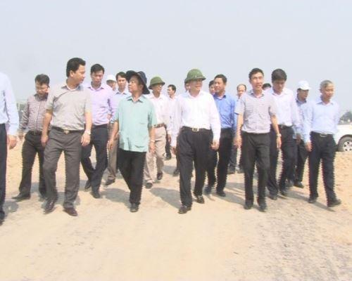 Phó Thủ tướng Chính phủ Vũ Văn Ninh thăm một số mô hình sản xuất và các dự án trọng điểm tại huyện Kỳ Anh
